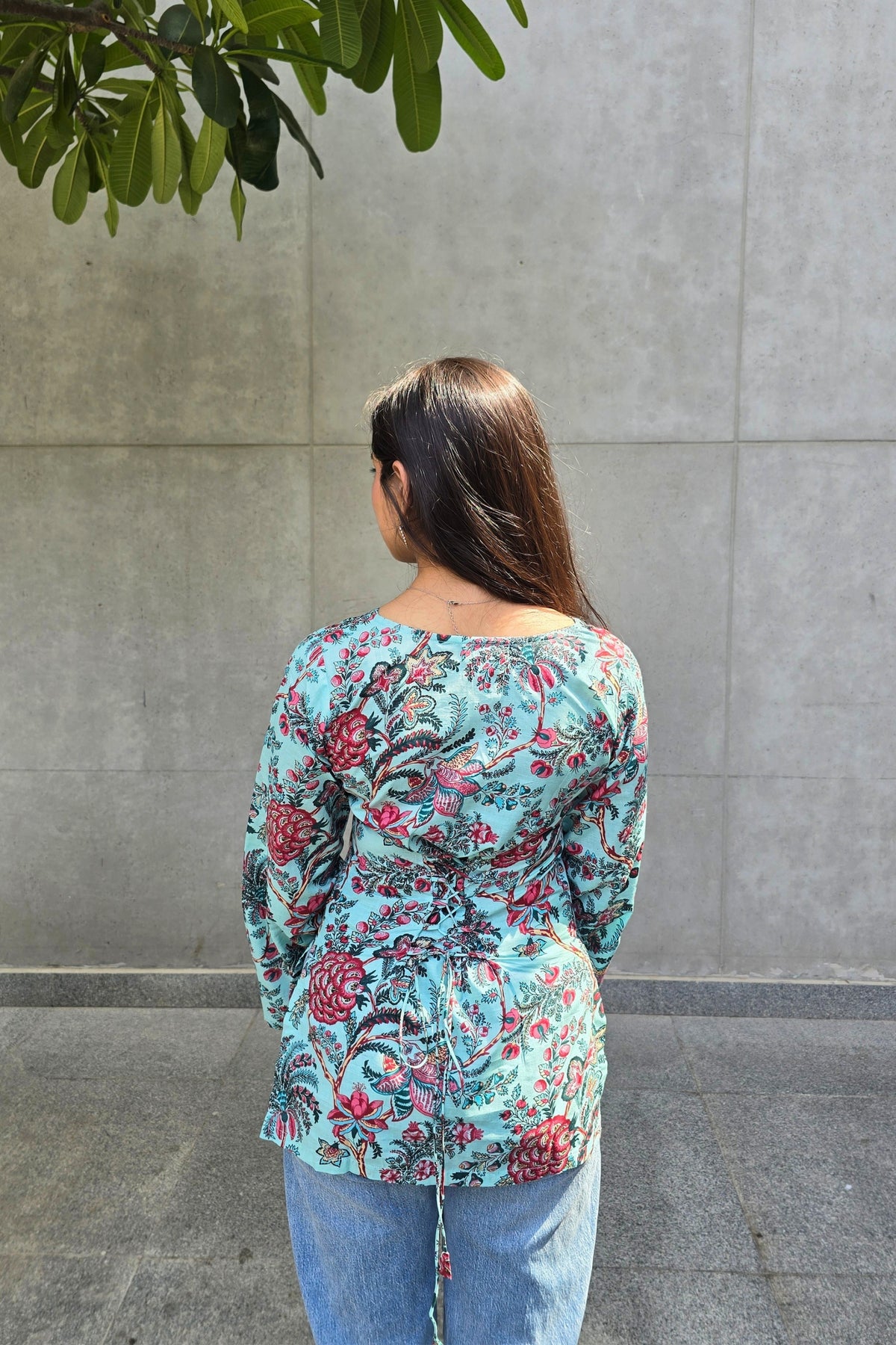 Aasmani Kurti