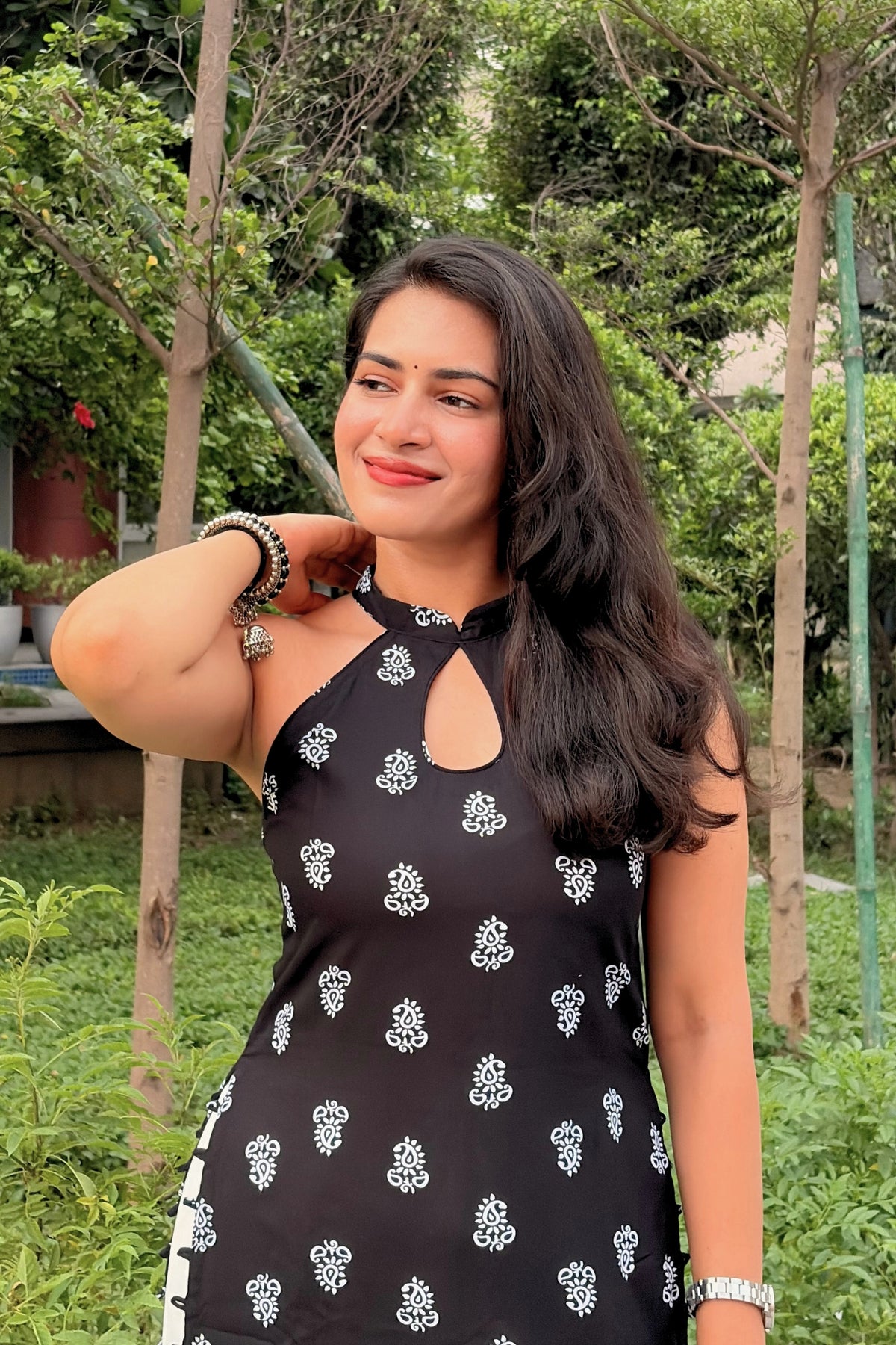 Adda Sleeveless Long Kurti