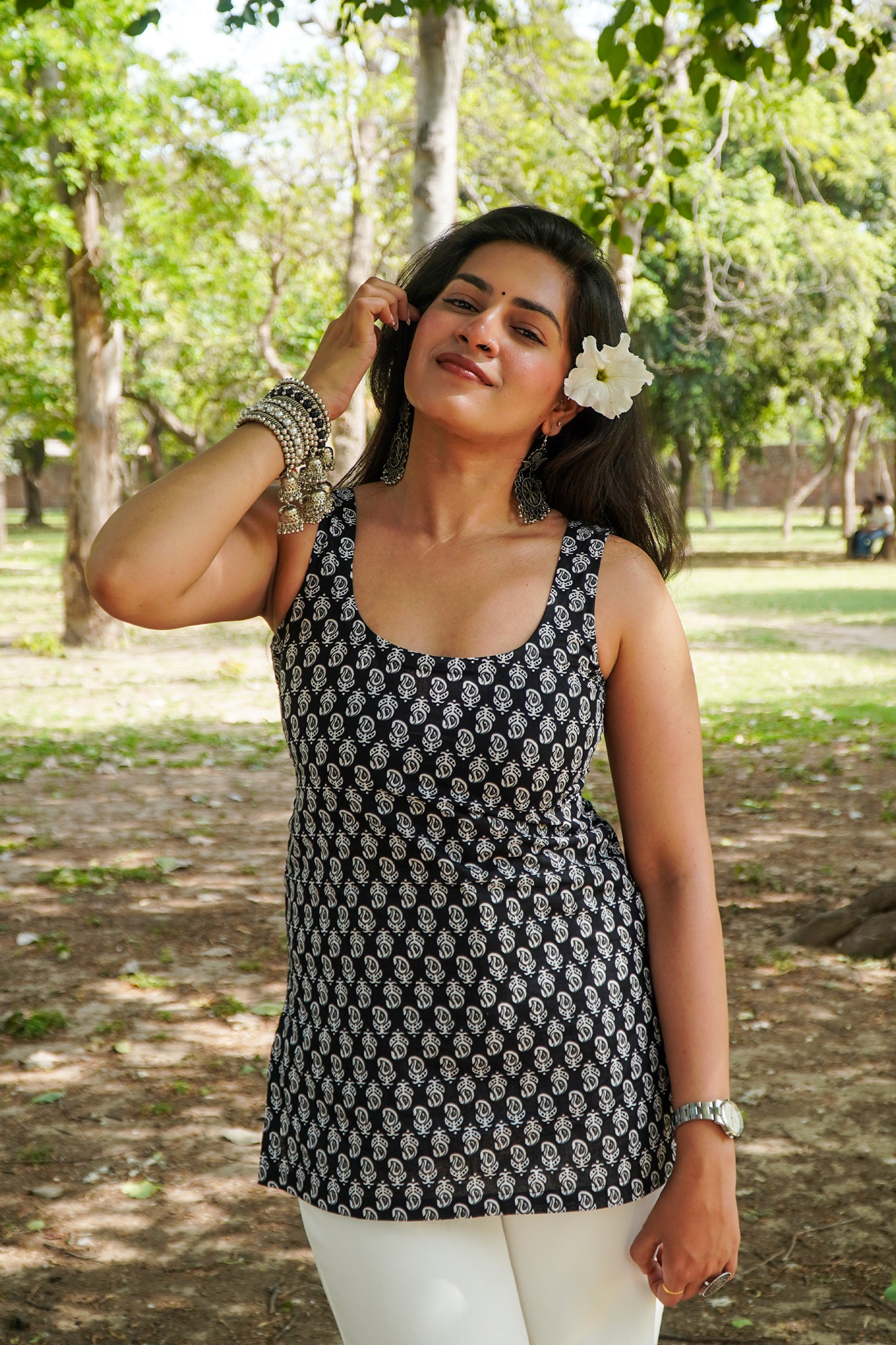 Noor Deep Back Kurti